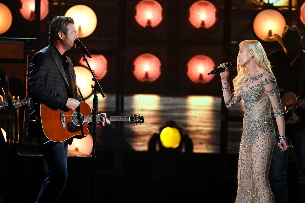 Blake Shelton and Gwen Stefani Perform at The 2016 Billboard Music Awards