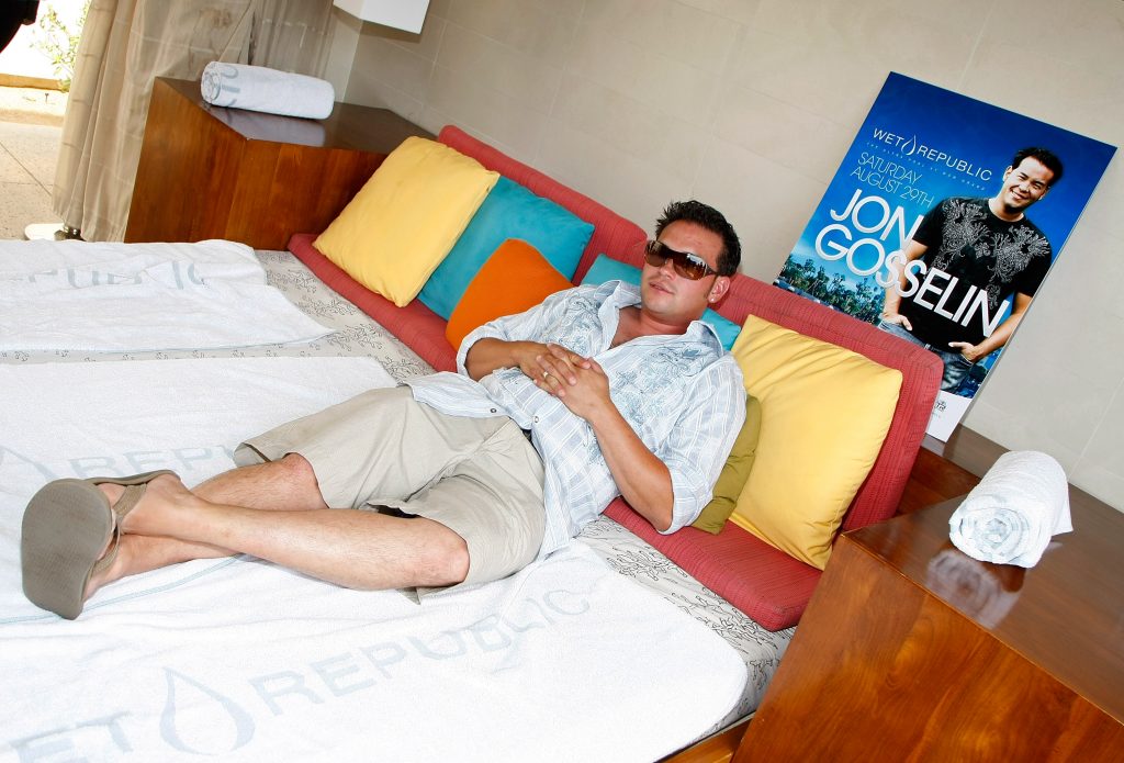Jon Gosselin Wet Republic Pic