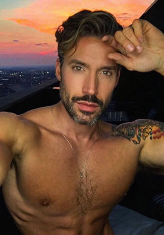 Robert Sepulveda: Meet the First Gay Bachelor! - The Hollywood Gossip