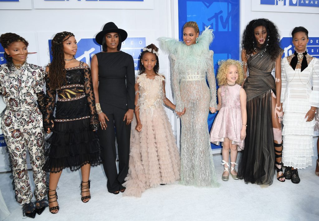 Beyonce Mothers of the Movement VMAs 2016