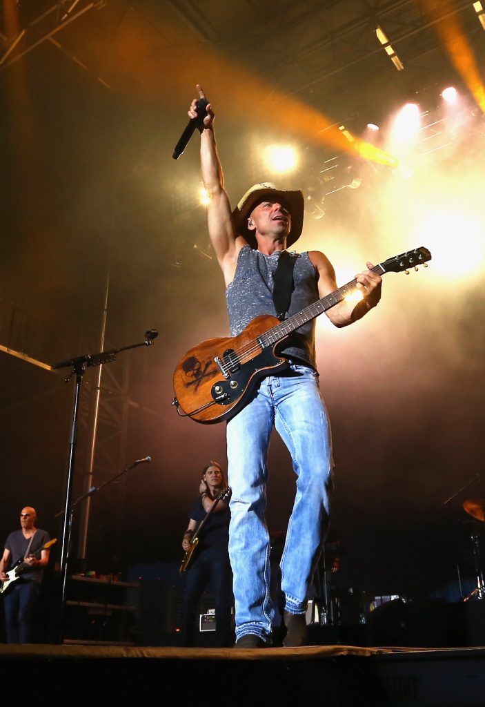 Kenny Chesney ACM Party For a Cause 2016