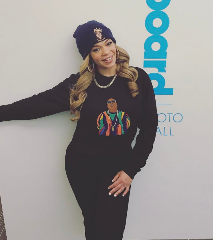 Faith Evans Photograph - The Hollywood Gossip