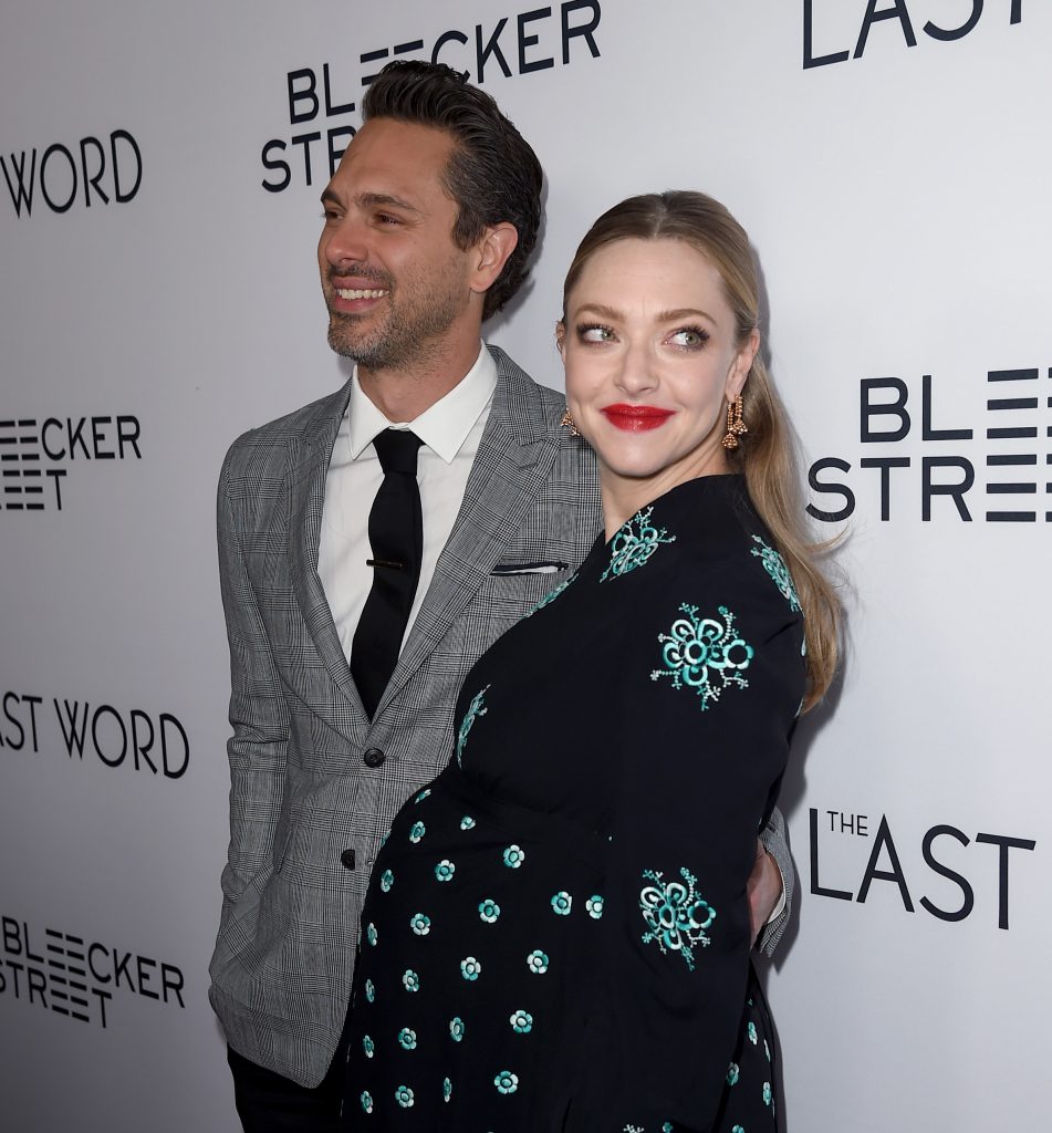 Thomas Sadoski and Amanda Seyfried Pic