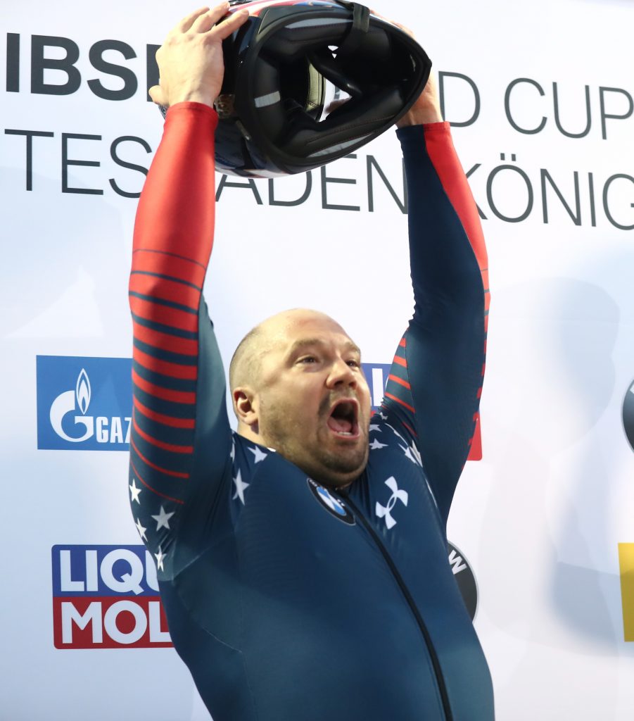 Steven Holcomb Photo