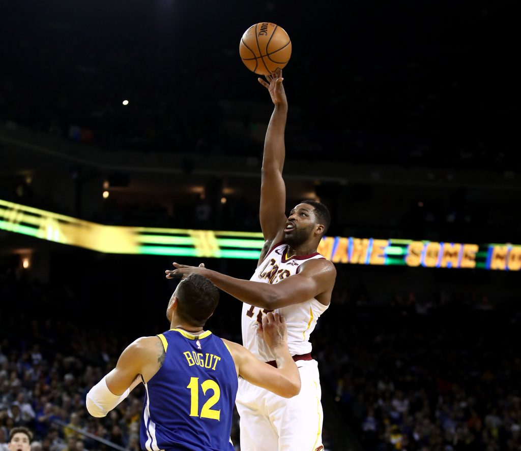 Tristan Thompson shoots