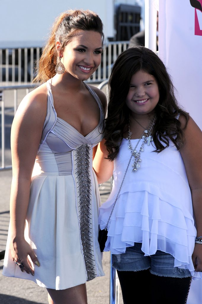 Madison De La Garza image