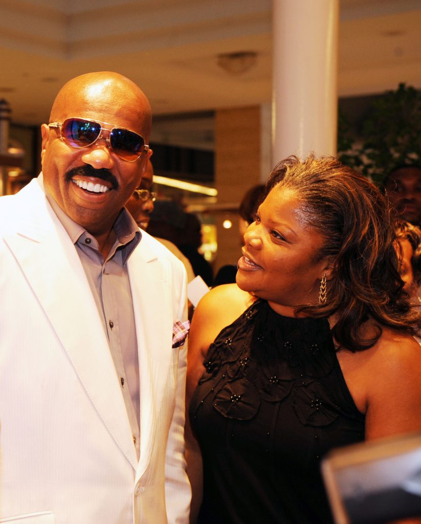 Steve Harvey & Mo'Nique!