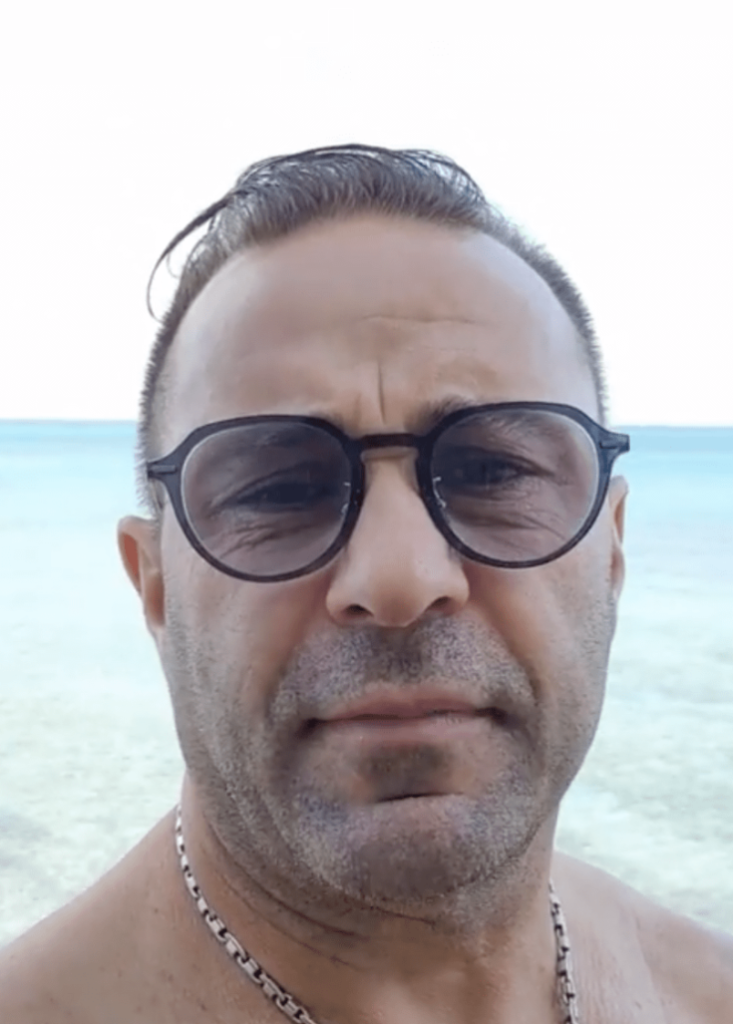 Joe Giudice on the Gram