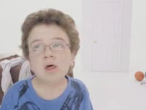 Jennifer Aniston Sex Tape / Smartwater Ad Goes Viral - The Hollywood Gossip