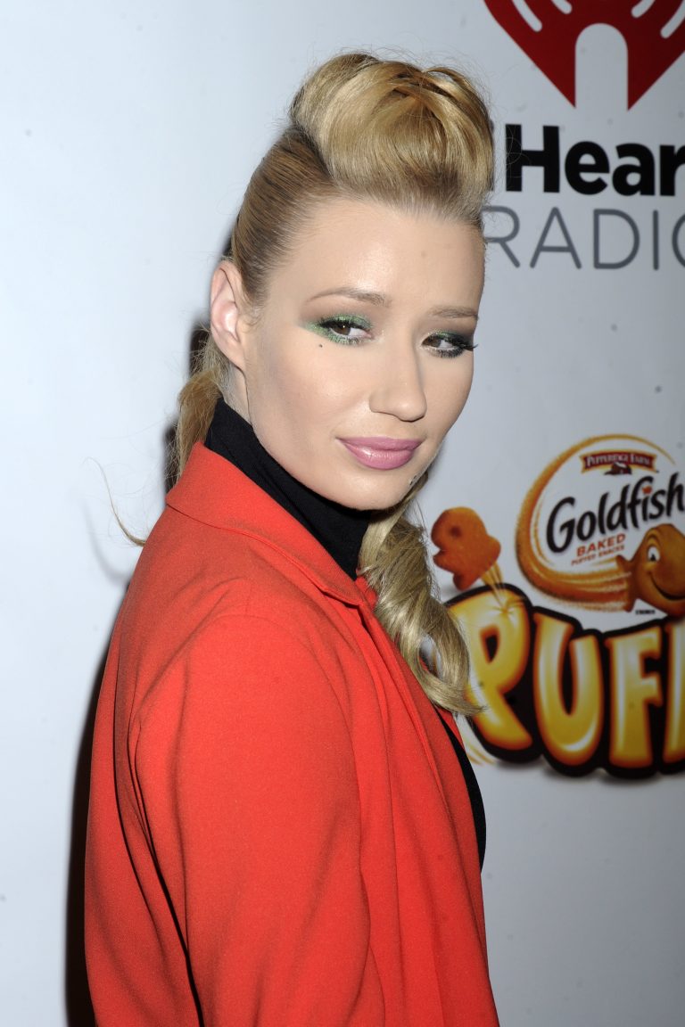 Your Favorite Celebs Who Are Also Amateur Porn Stars - The Hollywood Gossip