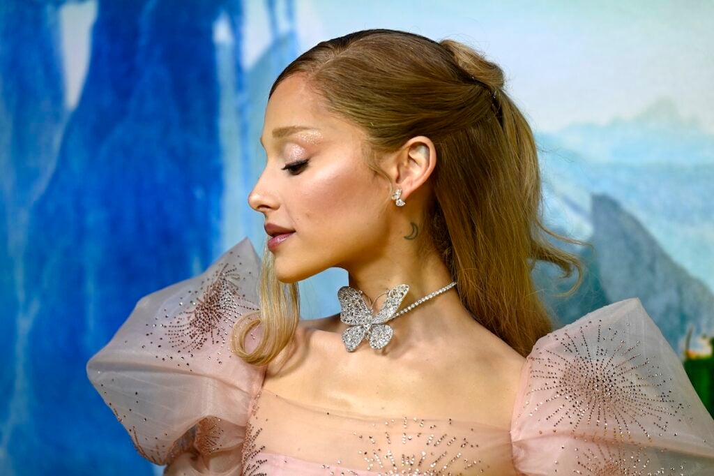 Ariana Grande wearing Glinda dress to Wicked premiere