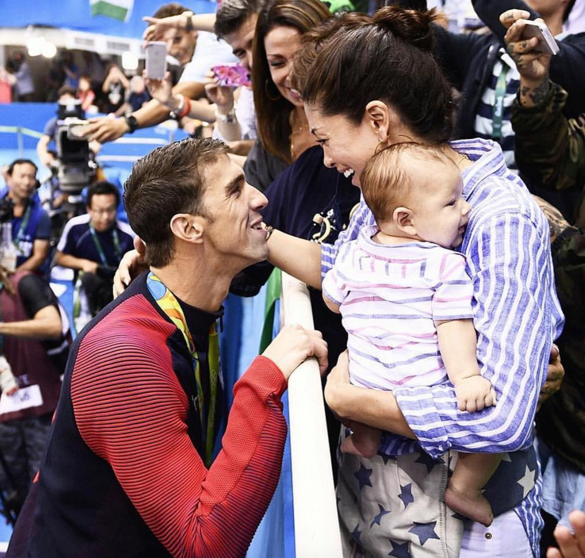Nicole, Michael and Boomer Phelps Photo The Hollywood Gossip