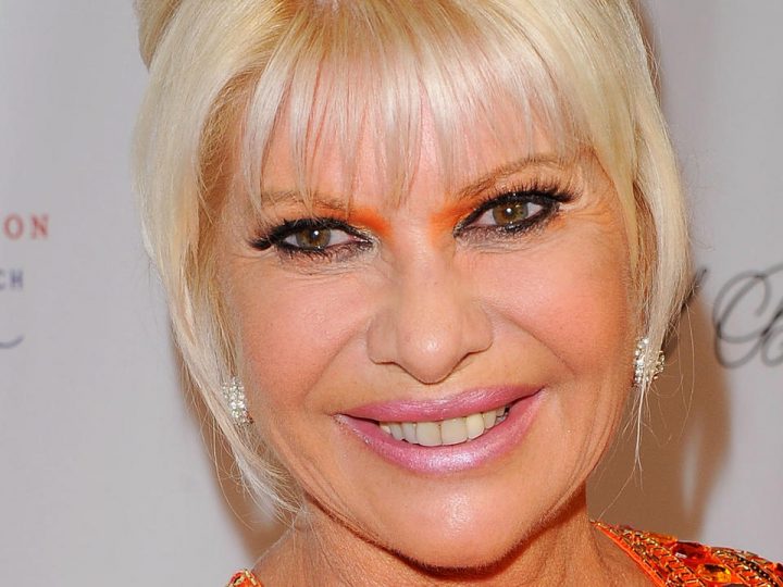 9 Celebrities Who Have Been Kicked Off an Airplane