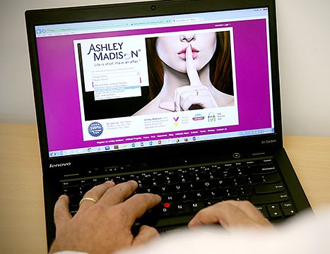 Woman Learns Husband is Ashley Madison Client… on Live Radio