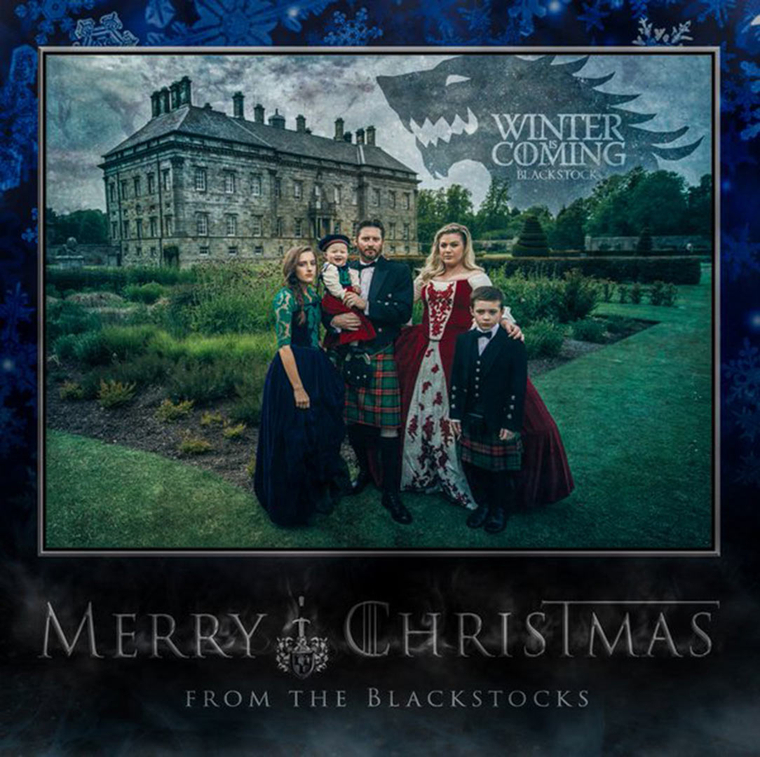 Kelly Clarkson Channels Game of Thrones for Epic Christmas Card The