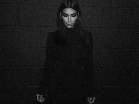 Kim Kardashian: Nude in the Desert! - The Hollywood Gossip