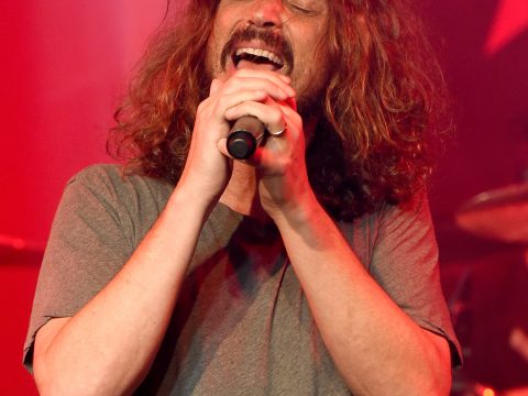Chris Cornell Singing