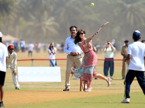 Prince William and Kate Middleton Take Mumbai!