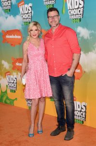 Tori Spelling & Dean McDermott: 2016 Nickelodeon Kids' Choice Awards