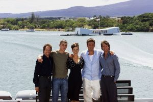 'Pearl Harbor' Stars Pose In Hawaii Ahead of World Premiere