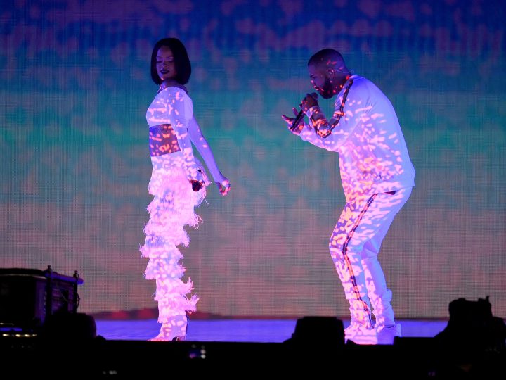 Rihanna and Drake Are “Secretly” Dating. Again.