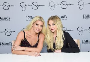 Jessica Simpson and Ashlee Simpson: Dillard's Appearance