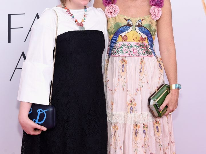 Lena Dunham Posts Topless Photo, Remains Thirsty AF