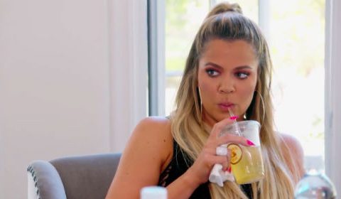 Khloe Sips