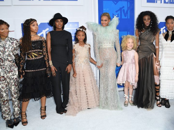 Beyonce Mothers of the Movement VMAs 2016