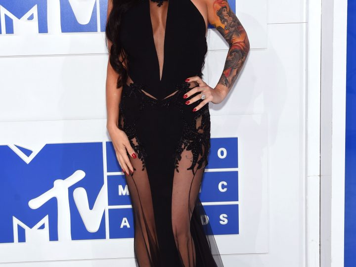 JWoww VMAs Red Carpet 2016