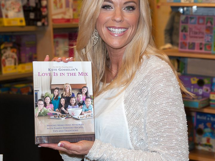 Kate Gosselin Cookbook Photo