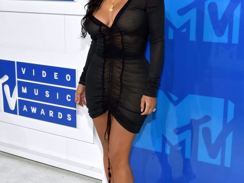 Kim Kardashian at the VMAs: Delicious or Desperate?