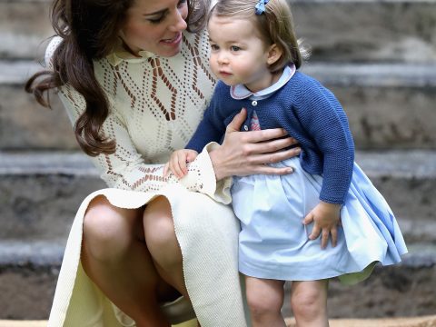 Kate Middleton Wardrobe Malfunction Image