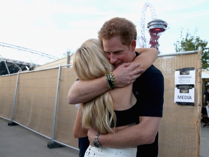 Prince Harry Hugs Ellie Goulding Invictus Games