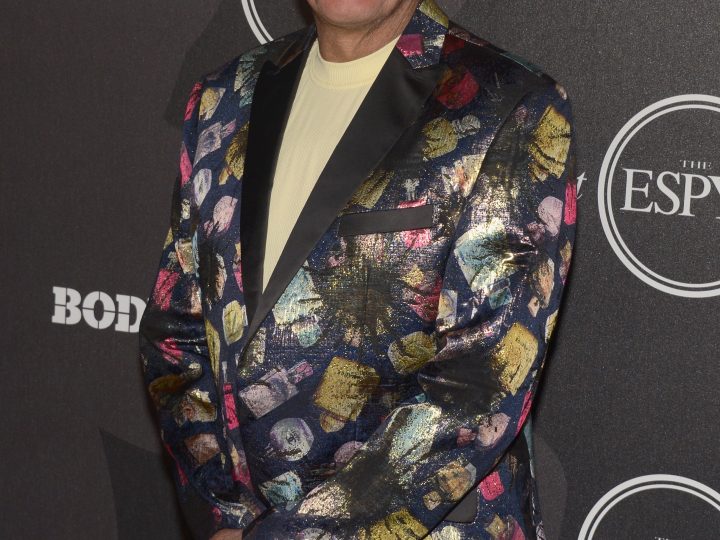 Craig Sager Dies; Beloved NBA Commentator Was 65