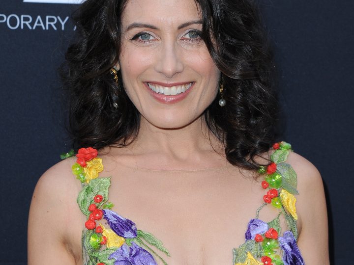 Lisa Edelstein Picture