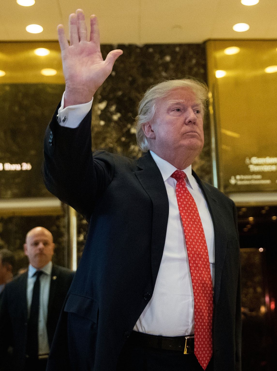 Donald Trump Bizarre Work Habits, Love of Bathrobes Revealed