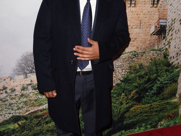 George Lopez Laughs