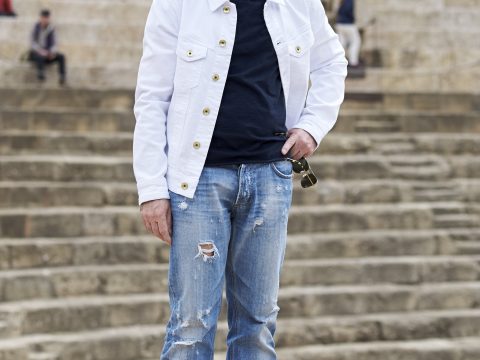 Antonio Banderas in Jeans
