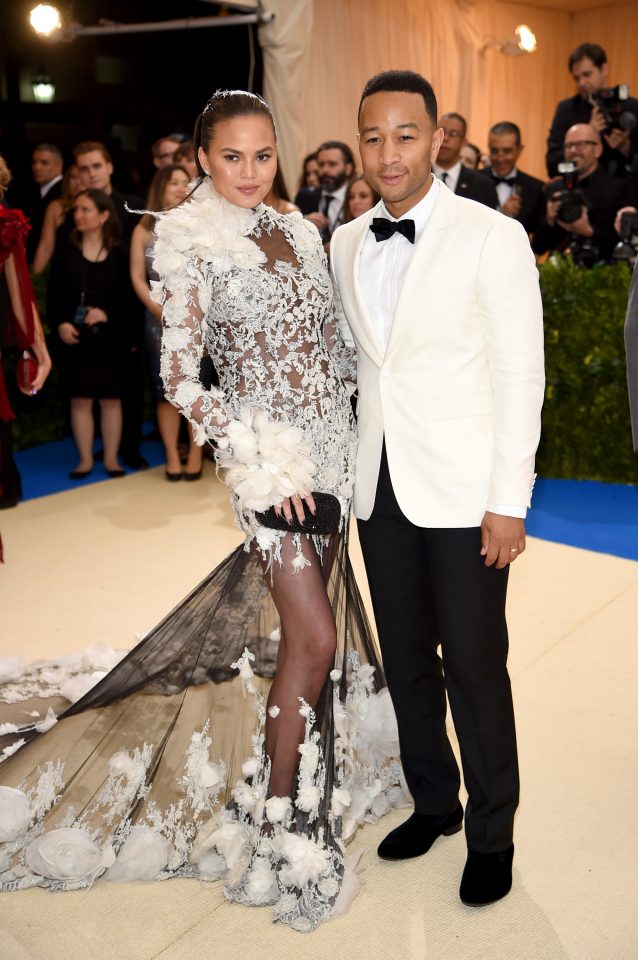 Chrissy Teigen & John Legend Headed For Divorce?!