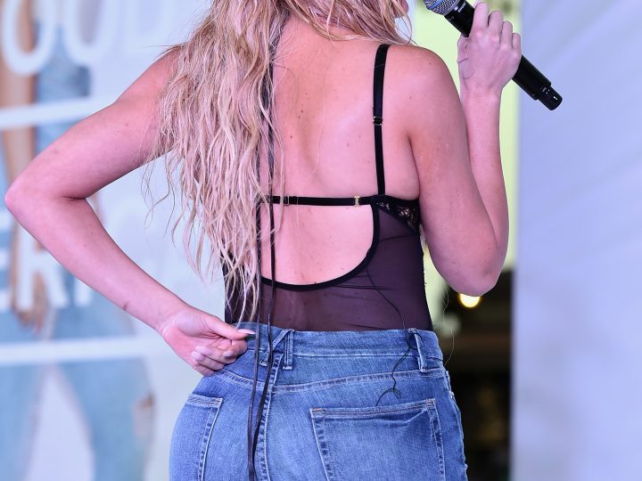 Khloe Kardashian: This is My Butt