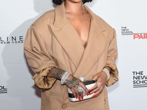 Rihanna: Pregnant?!