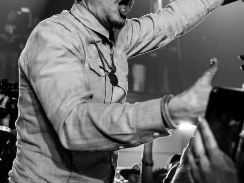 Chester Bennington in Black/White