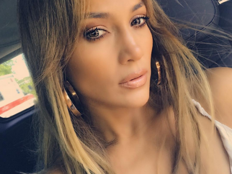 J Lo Car Selfie - The Hollywood Gossip
