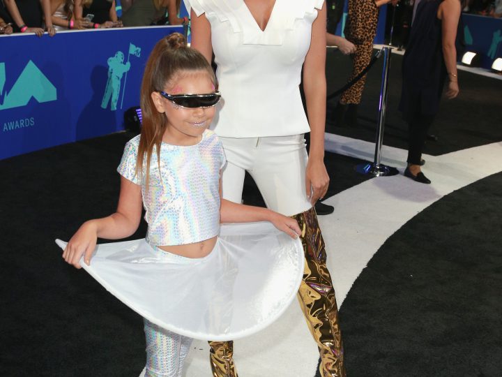 Farrah, Sophia