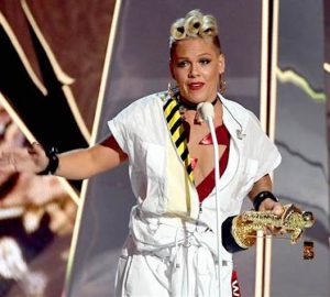 Pink at the VMAs