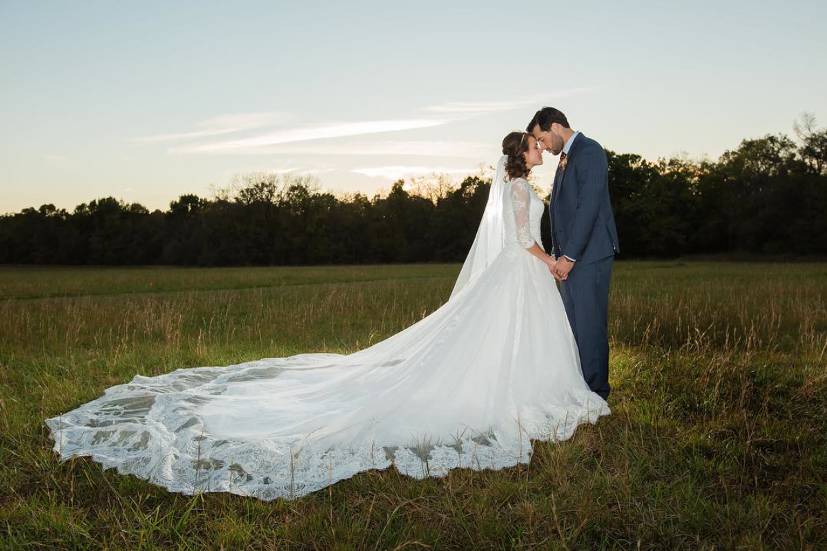 Jinger Duggar & Jeremy Vuolo Celebrate First Wedding Anniversary on