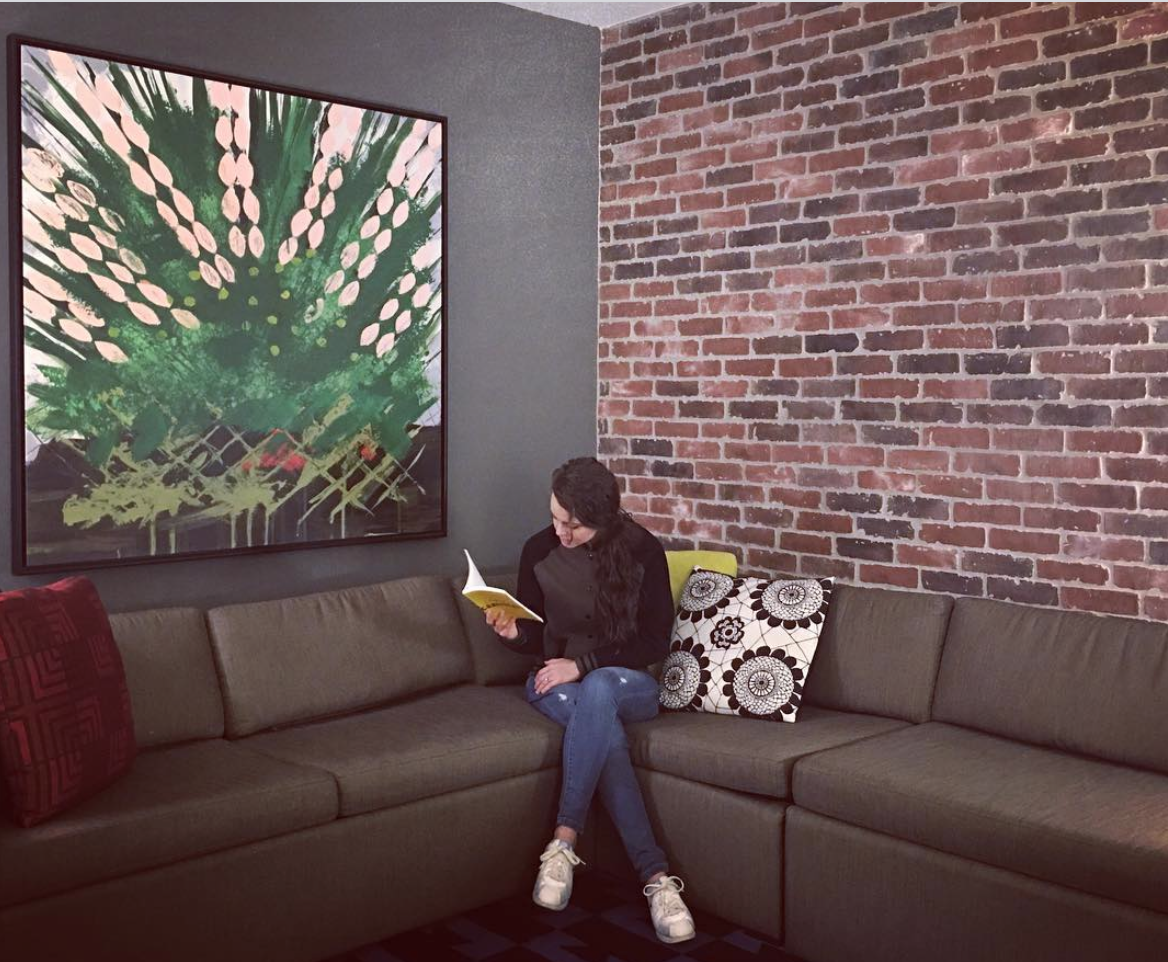 Jinger Duggar in Ripped Jeans - The Hollywood Gossip