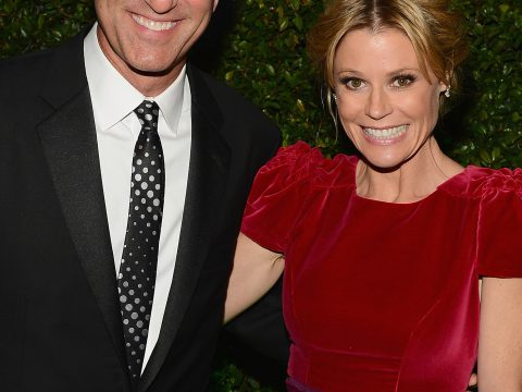 Julie Bowen Smiles