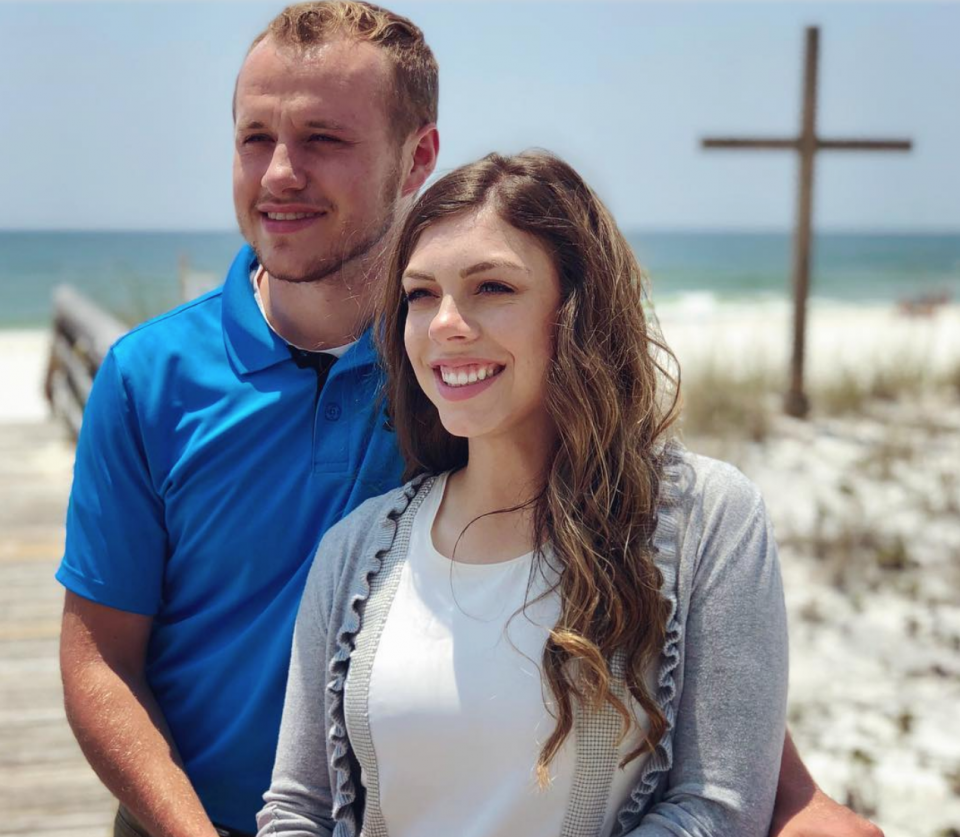 Lauren Swanson Pregnant ALREADY?! The Hollywood Gossip(02)